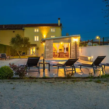 Azinetti Ferienhaus *