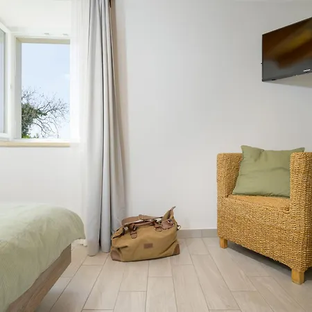 Azinetti Ferienhaus Štokovci