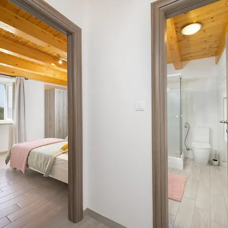 Ferienhaus Azinetti Štokovci