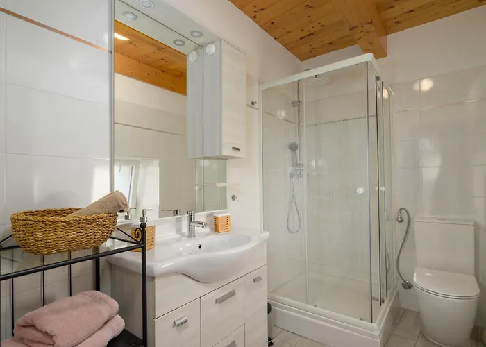 Azinetti Feriehus Štokovci