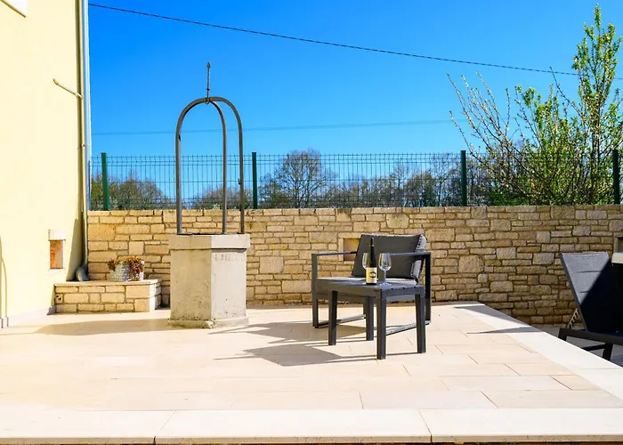 Azinetti * Štokovci