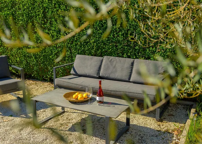 Azinetti * Štokovci