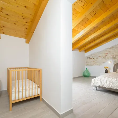 Holiday home Azinetti Stokovci